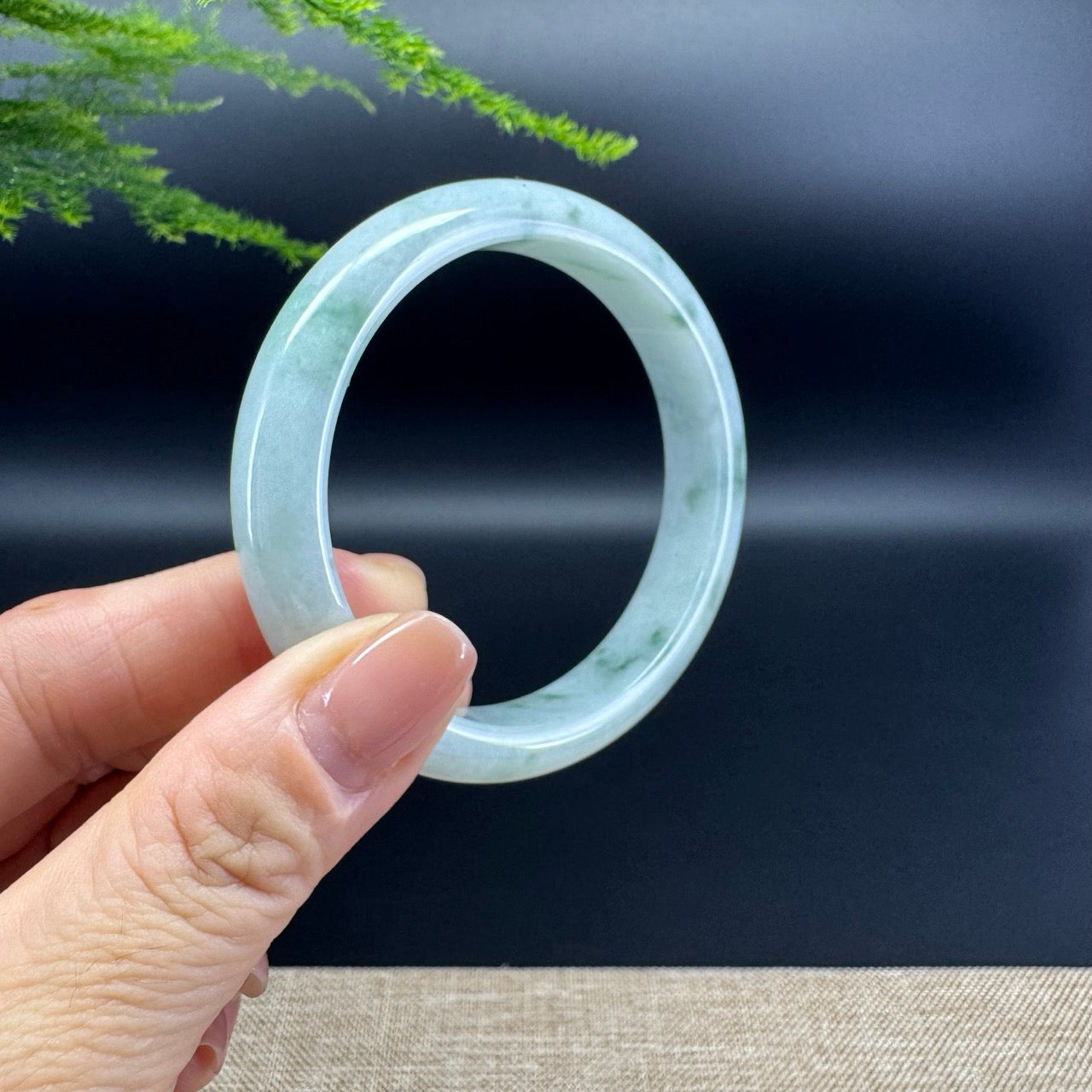 Genuine Burmese Green Jade Jadeite Bangle Bracelet ( 55.4mm )