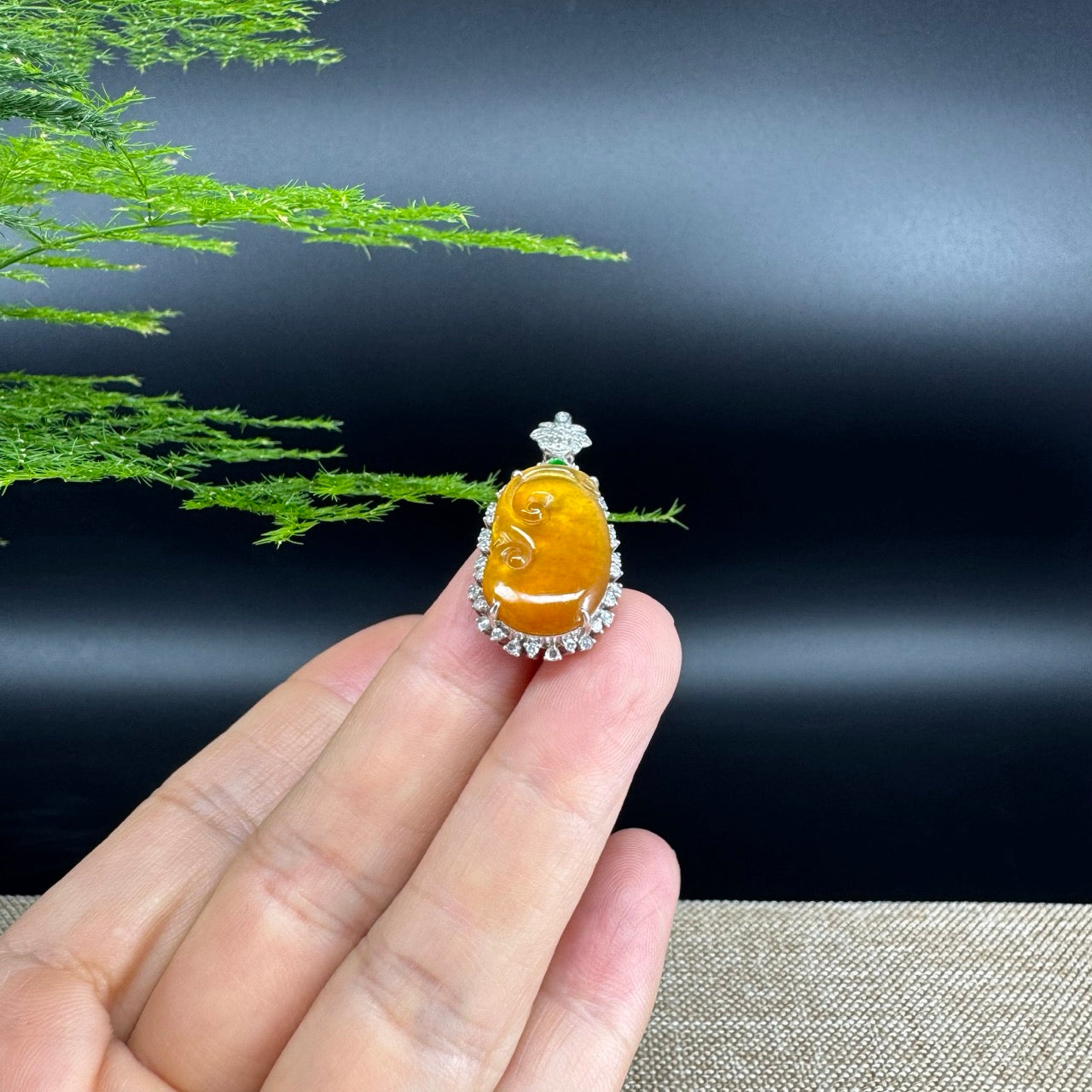 RealJade® Co. High-end 18K White Gold Honey Yellow Jadeite Jade Ru Yi Pendant