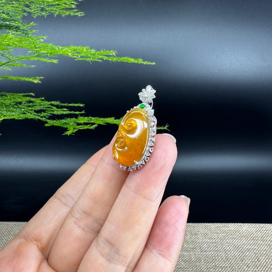 RealJade® Co. High-end 18K White Gold Honey Yellow Jadeite Jade Ru Yi Pendant