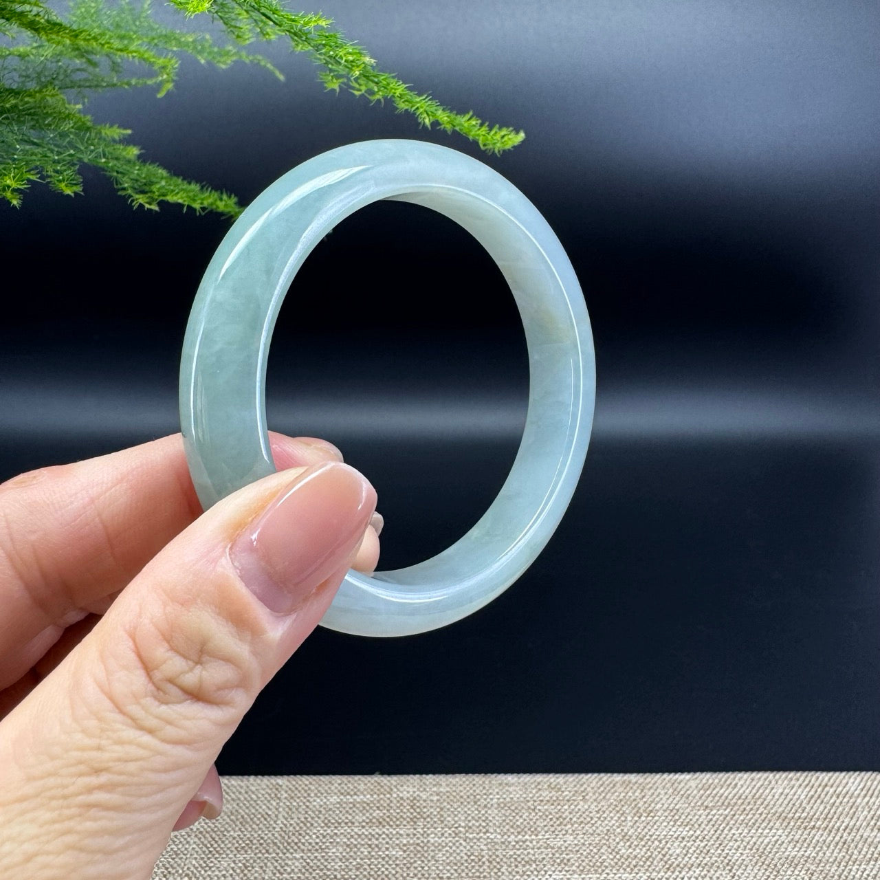 Genuine Burmese  Green Jadeite Jade Bangle Bracelet ( 55.2mm )