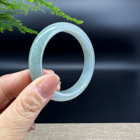 Genuine Burmese  Green Jadeite Jade Bangle Bracelet ( 55.2mm )