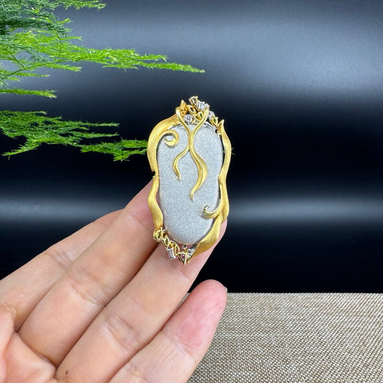 High end genuine Ice Jadeite Jade Jin Zhi Yu Ye (Leaf) Necklace With 18k Yellow Gold Multi-Colors Diamond