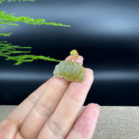 RealJade® Co. Genuine Ice Yellow Green Jadeite Jade Good Lotus Necklace With 18K Yellow Gold Bail