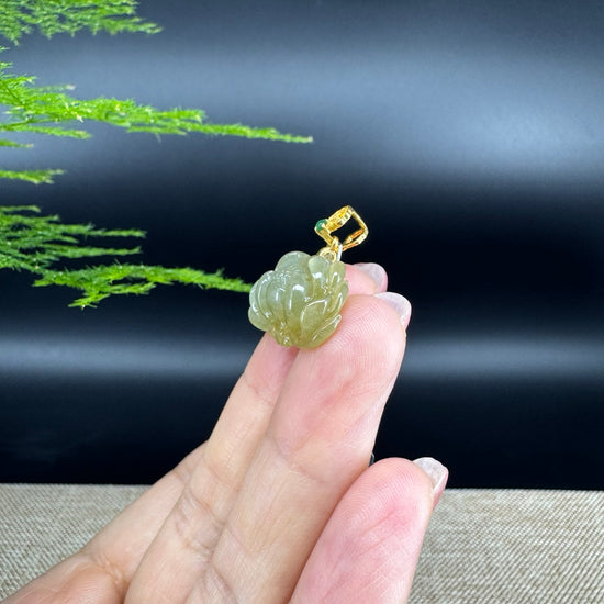 RealJade® Co. Genuine Ice Yellow Green Jadeite Jade Good Lotus Necklace With 18K Yellow Gold Bail