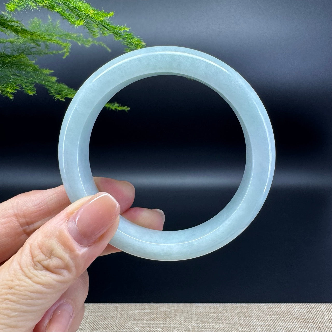 Genuine Burmese Green Jade Jadeite Bangle Bracelet ( 56.6mm )