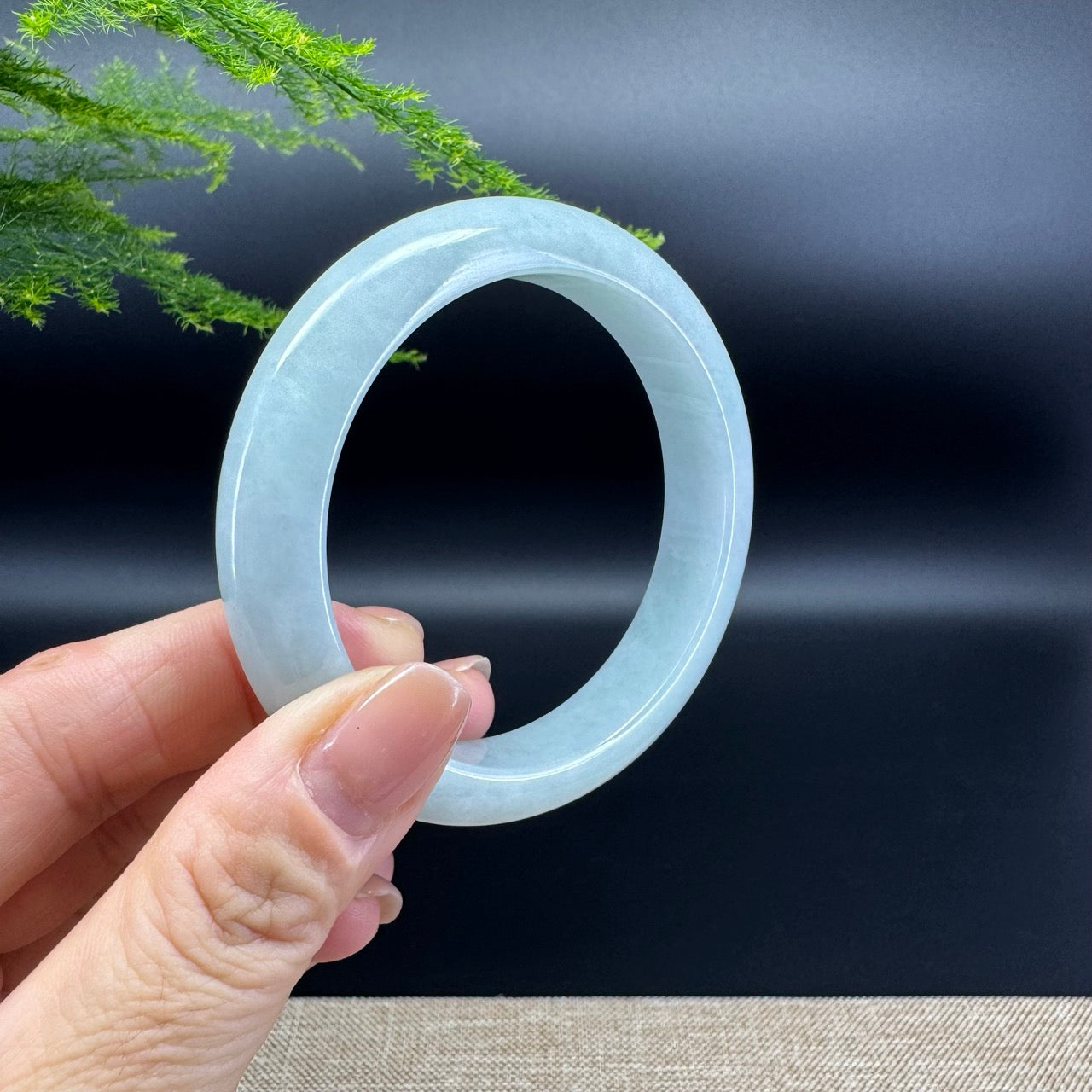 Genuine Burmese Green Jade Jadeite Bangle Bracelet ( 56.6mm )