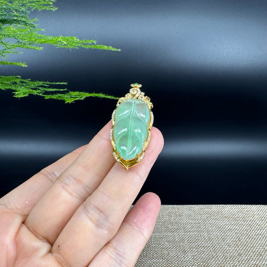 High end genuine Green Jadeite Jade Jin Zhi Yu Ye (Leaf) Necklace With Yellow Gold Diamond Bail