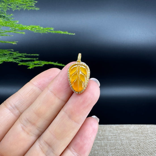 High-end Genuine Yellow Jadeite Jade Jin Zhi Yu Ye (Leaf) Necklace With 18k Yellow Gold & Diamond