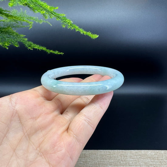 Genuine Burmese Green Jade Jadeite Bangle Bracelet ( 56.4mm )