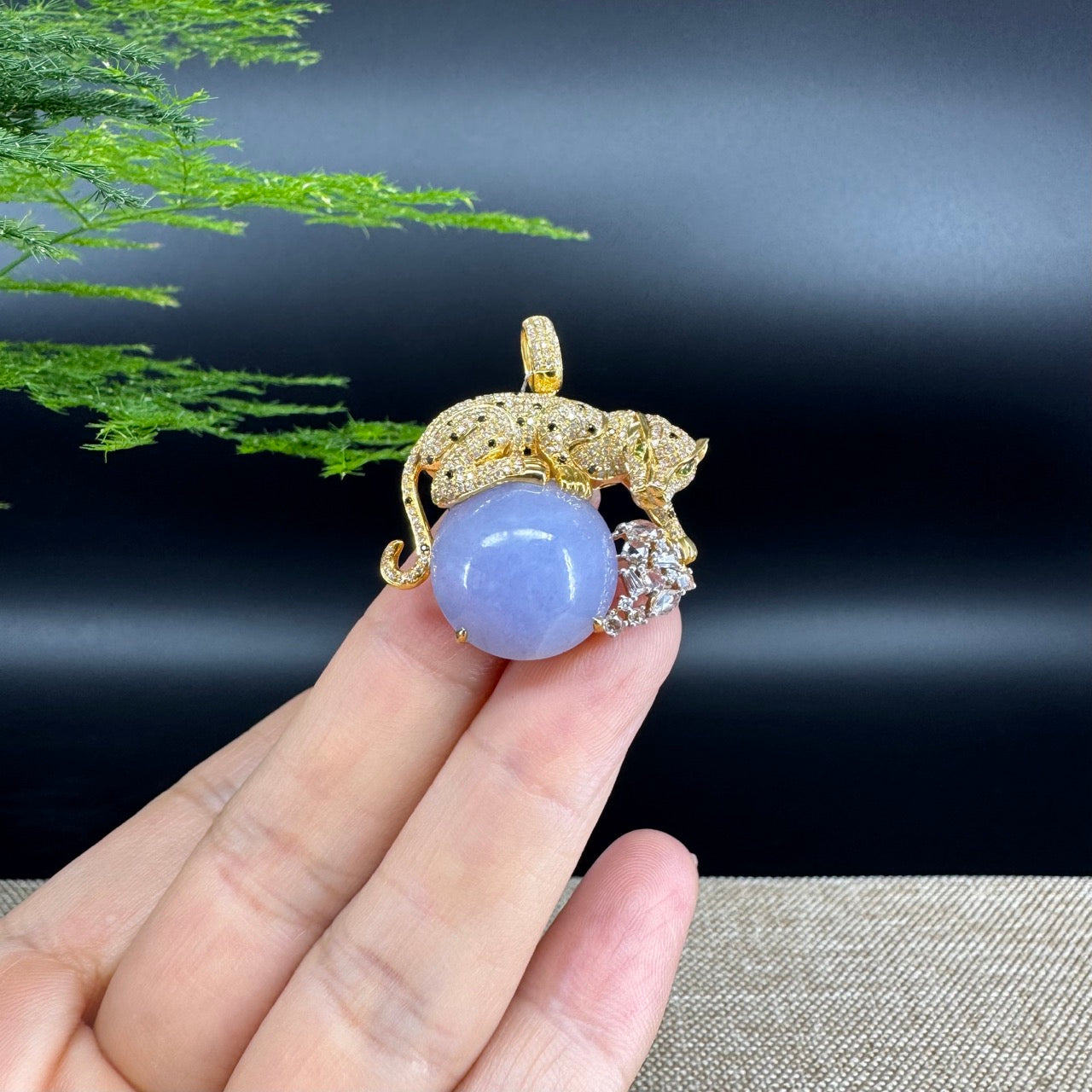 RealJade® Co. High-'end Genuine Lavender Jadeite Jade  Leopard Necklace With 18K Yellow Gold Diamond Bail