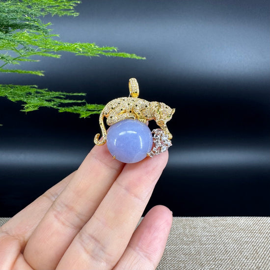 RealJade® Co. High-'end Genuine Lavender Jadeite Jade  Leopard Necklace With 18K Yellow Gold Diamond Bail