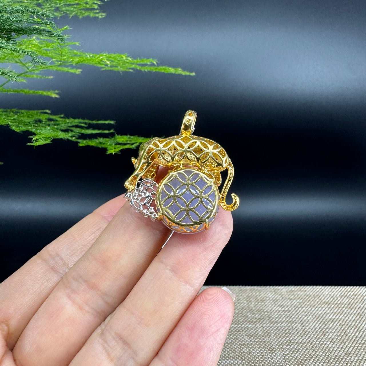 RealJade® Co. High-'end Genuine Lavender Jadeite Jade  Leopard Necklace With 18K Yellow Gold Diamond Bail