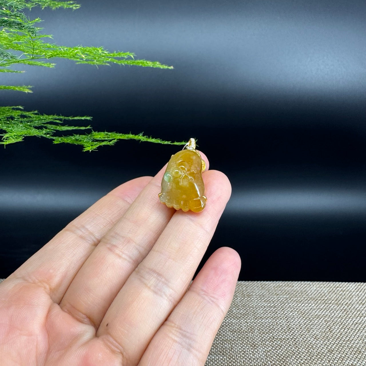 RealJade 18k Yellow Gold Genuine Ice Yellow Jadeite Jade Pendant