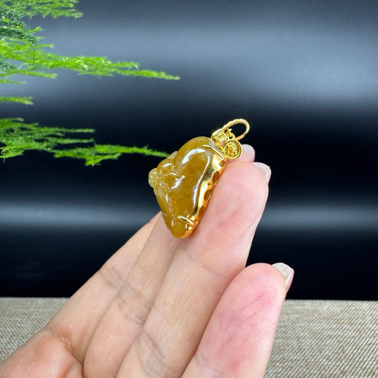 RealJade 18k Yellow Gold Genuine Ice Yellow Jadeite Jade Pendant