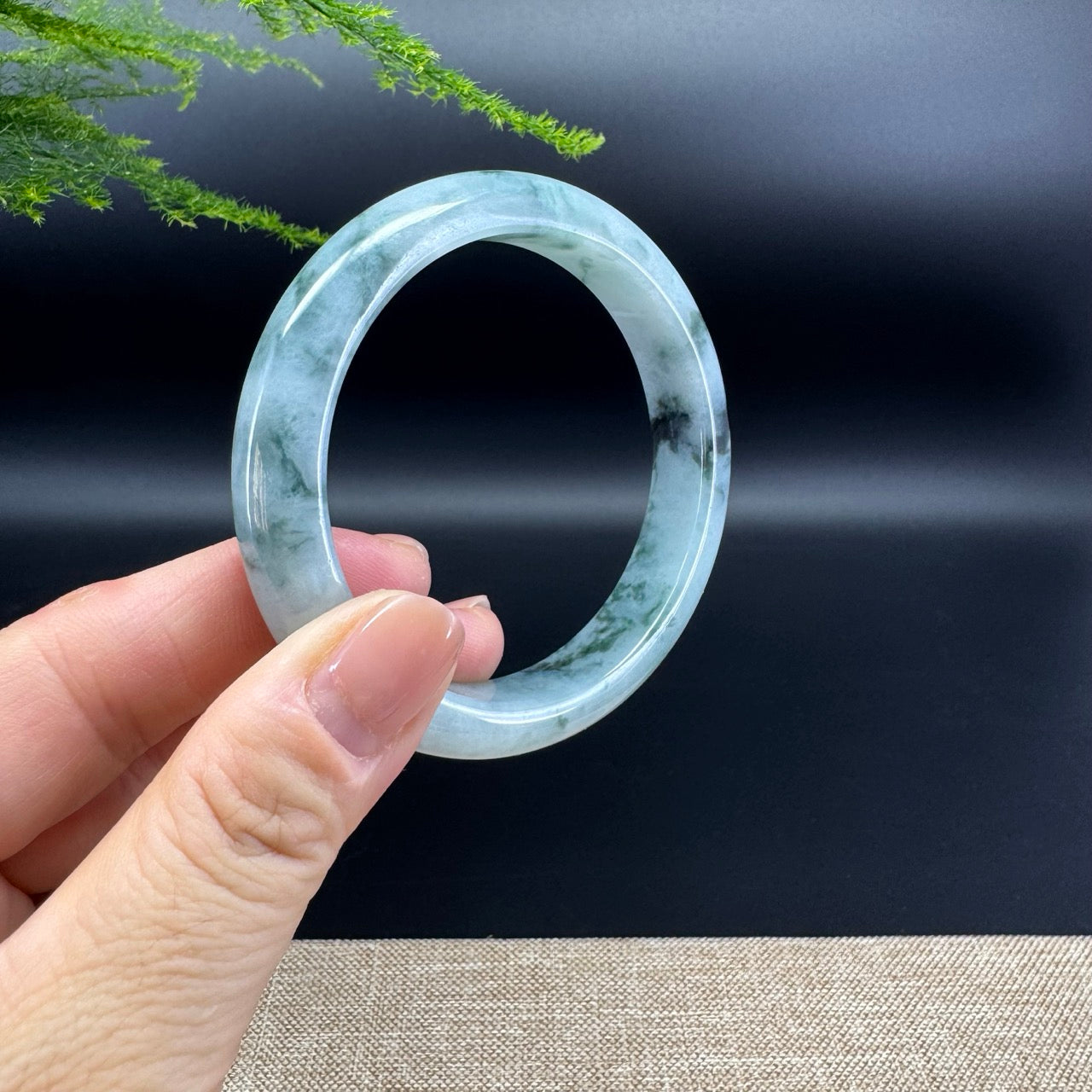 Genuine Burmese Green Jade Jadeite Bangle Bracelet ( 56.8mm )