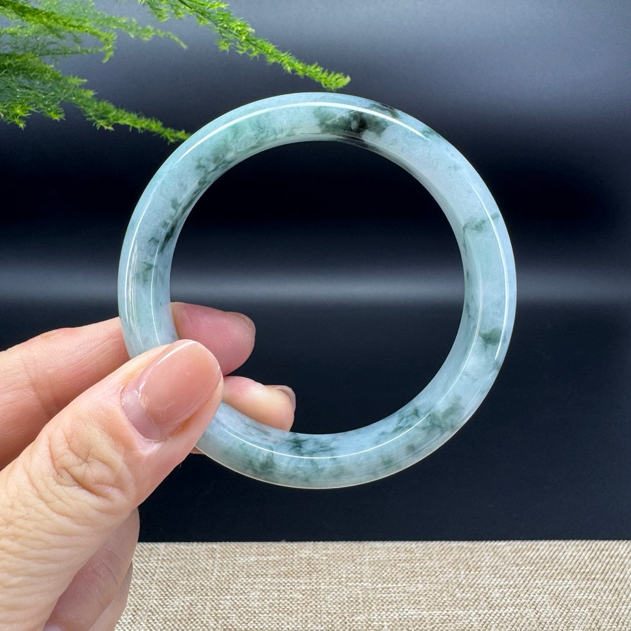 Genuine Burmese Green Jade Jadeite Bangle Bracelet ( 56.8mm )