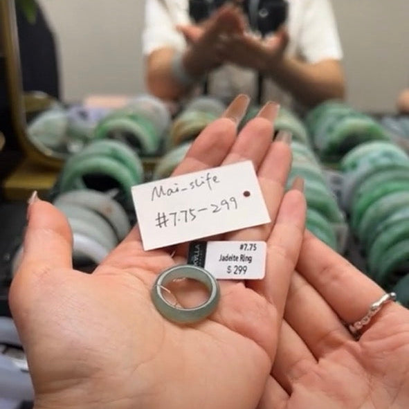 "Live" Natural Green Jadeite Jade Finger Bangle(05/31/2026)