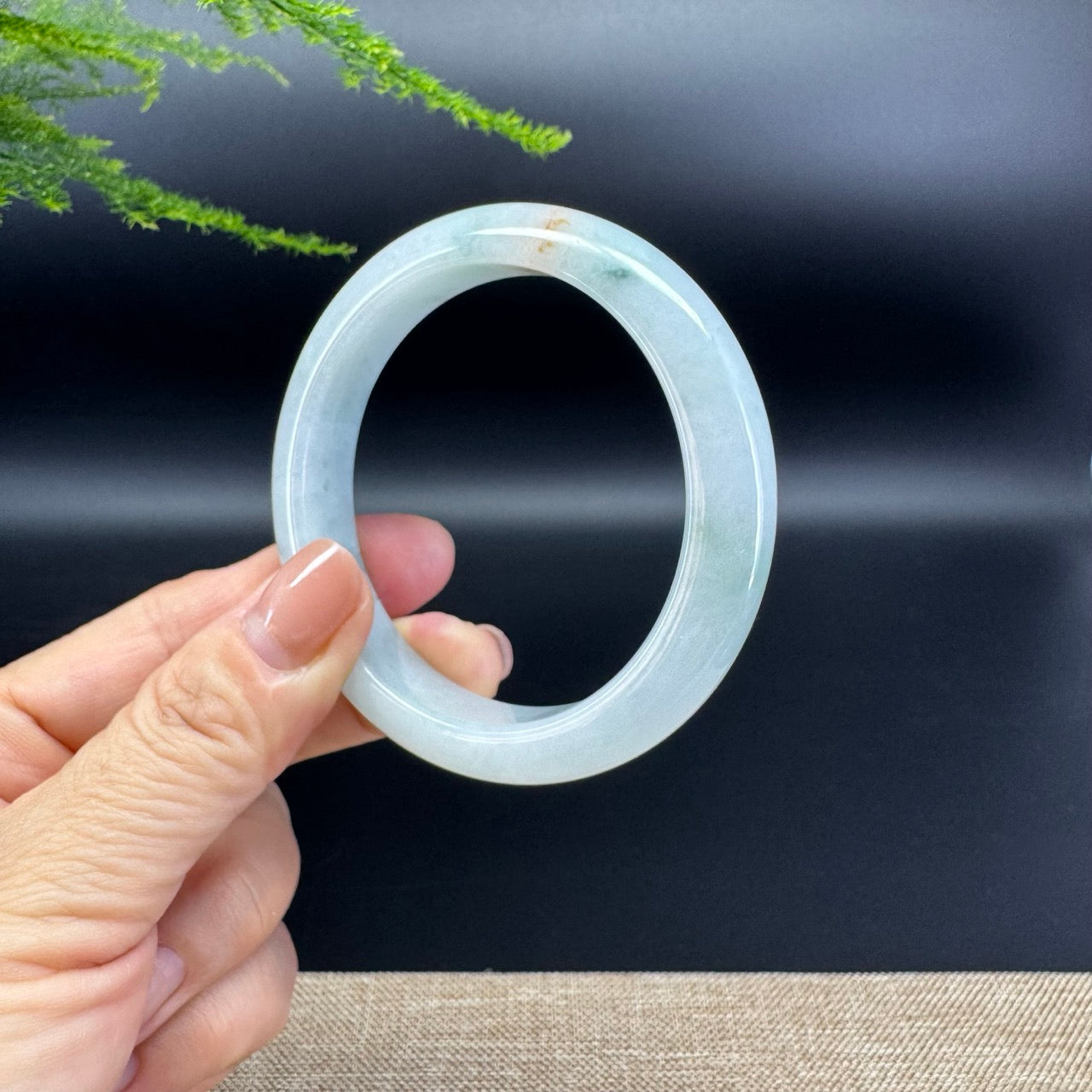 Genuine Burmese Green Jade Jadeite Bangle Bracelet ( 56.5mm )