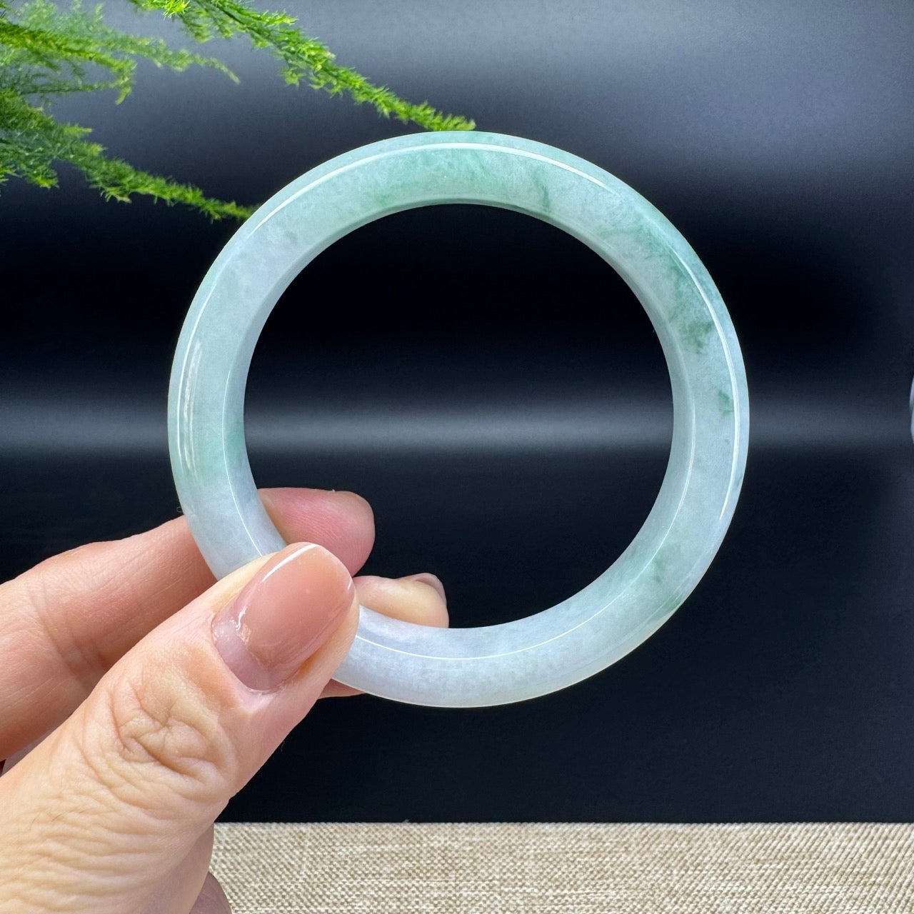 Genuine Burmese Green Jade Jadeite Bangle Bracelet ( 56mm )
