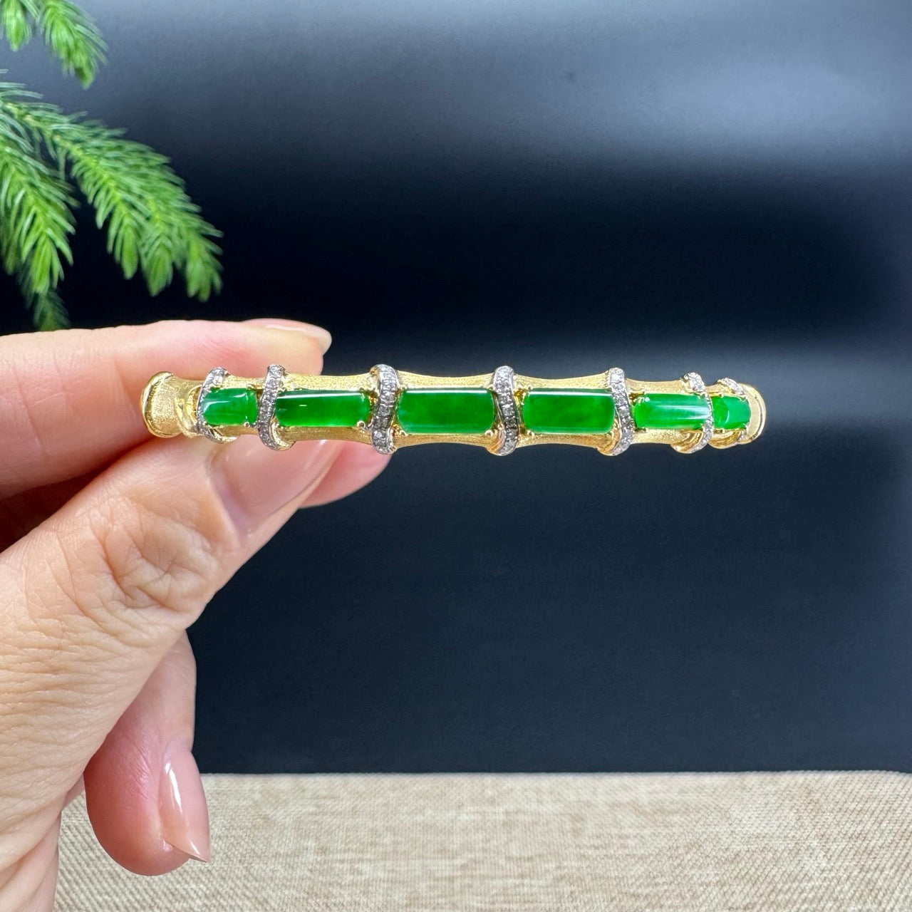 RealJade Luxury 18K Yellow Gold Genuine Green Jadeite Jade Bamboo Bangle