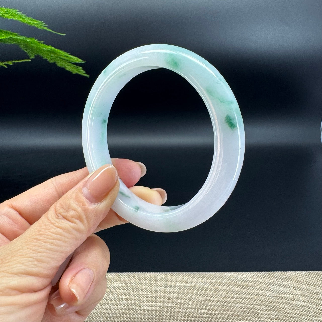 Genuine Burmese Green Flower Jade Jadeite Bangle Bracelet ( 60.4mm )