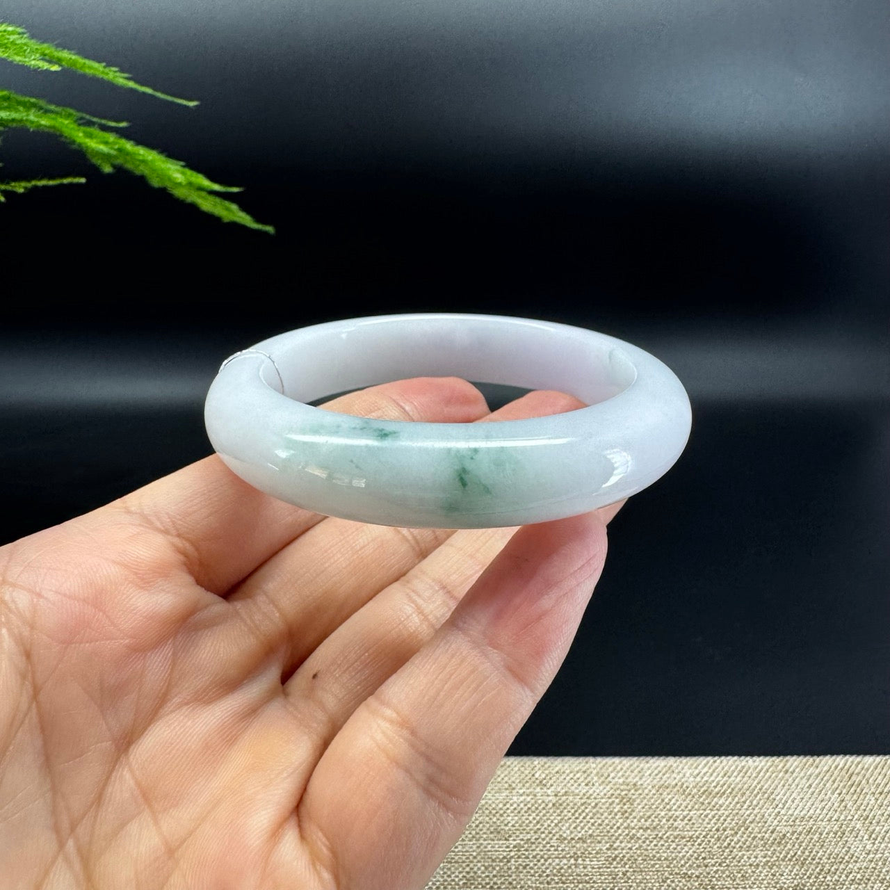 Genuine Burmese Green Flower Jadeite Jade Bangle Bracelet ( 55.1mm )