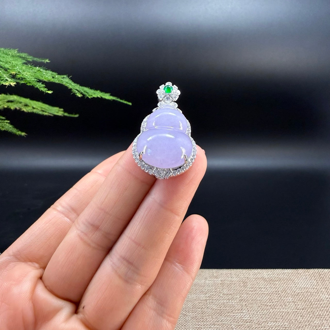 RealJade® Co. 18K White Gold Genuine Lavender Jadeite Jade Hu Lu Necklace