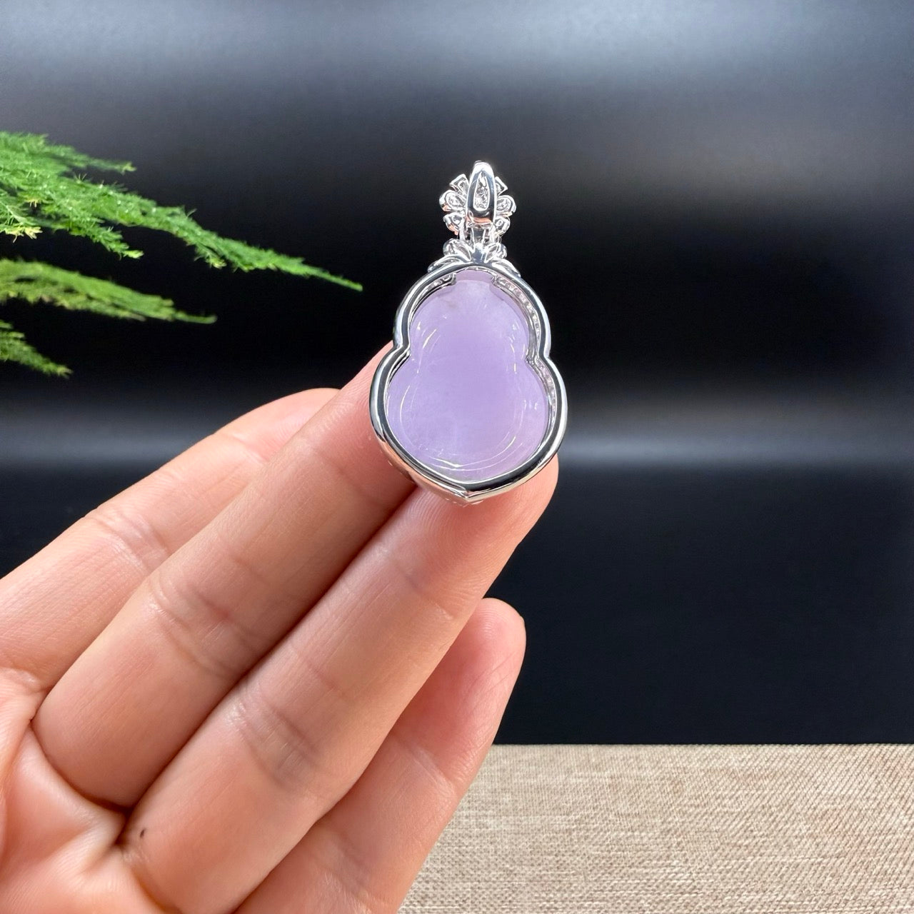RealJade® Co. 18K White Gold Genuine Lavender Jadeite Jade Hu Lu Necklace