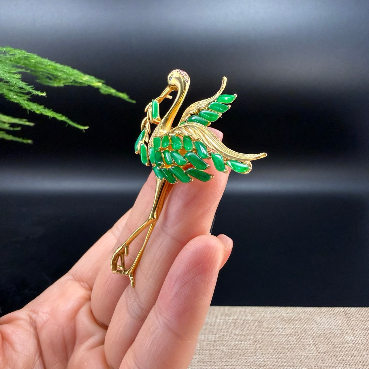 RealJade 18K Yellow Gold Genuine Imperial Green Jadeite Jade Brooch