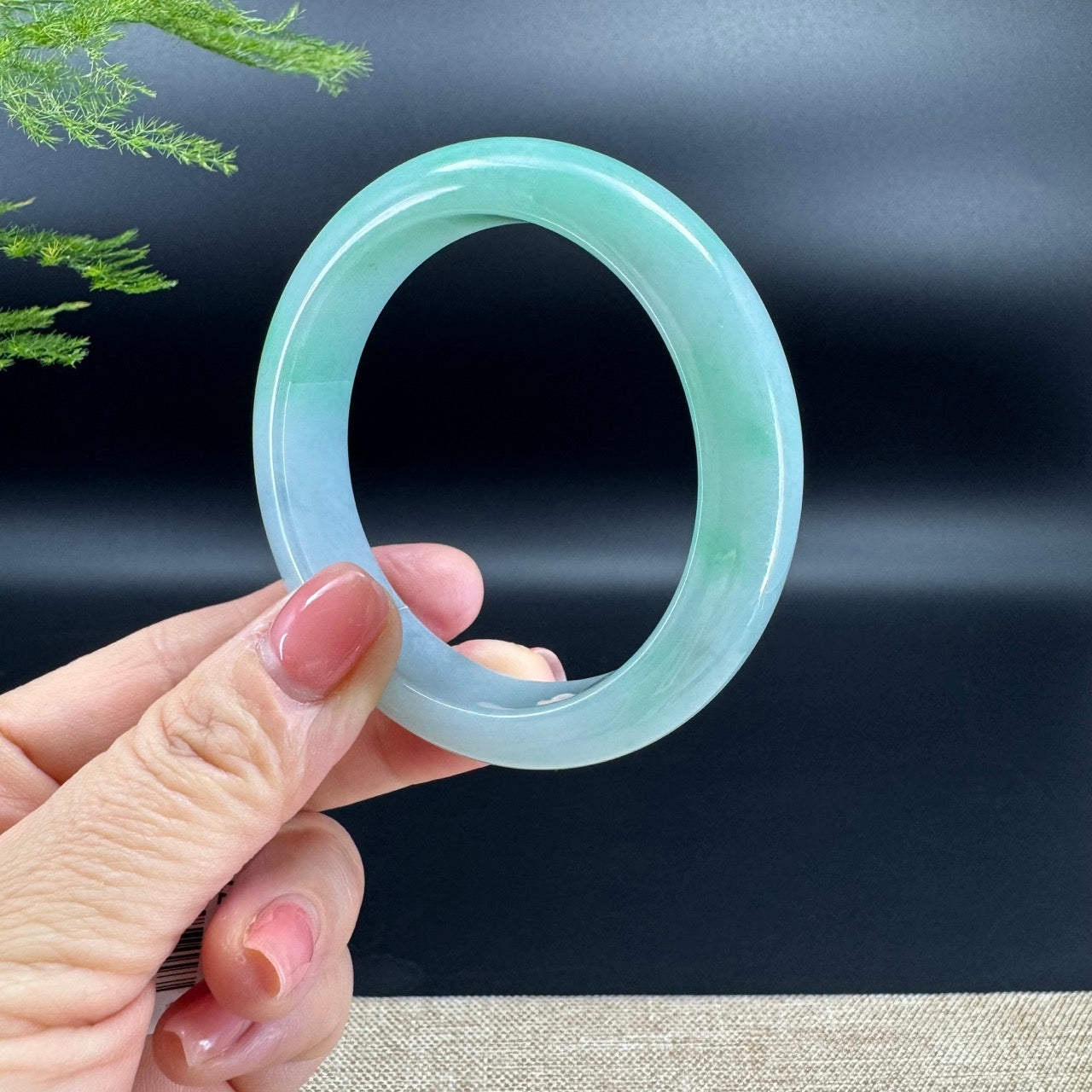 Genuine Burmese Green Jade Jadeite Bangle Bracelet ( 55.2mm )