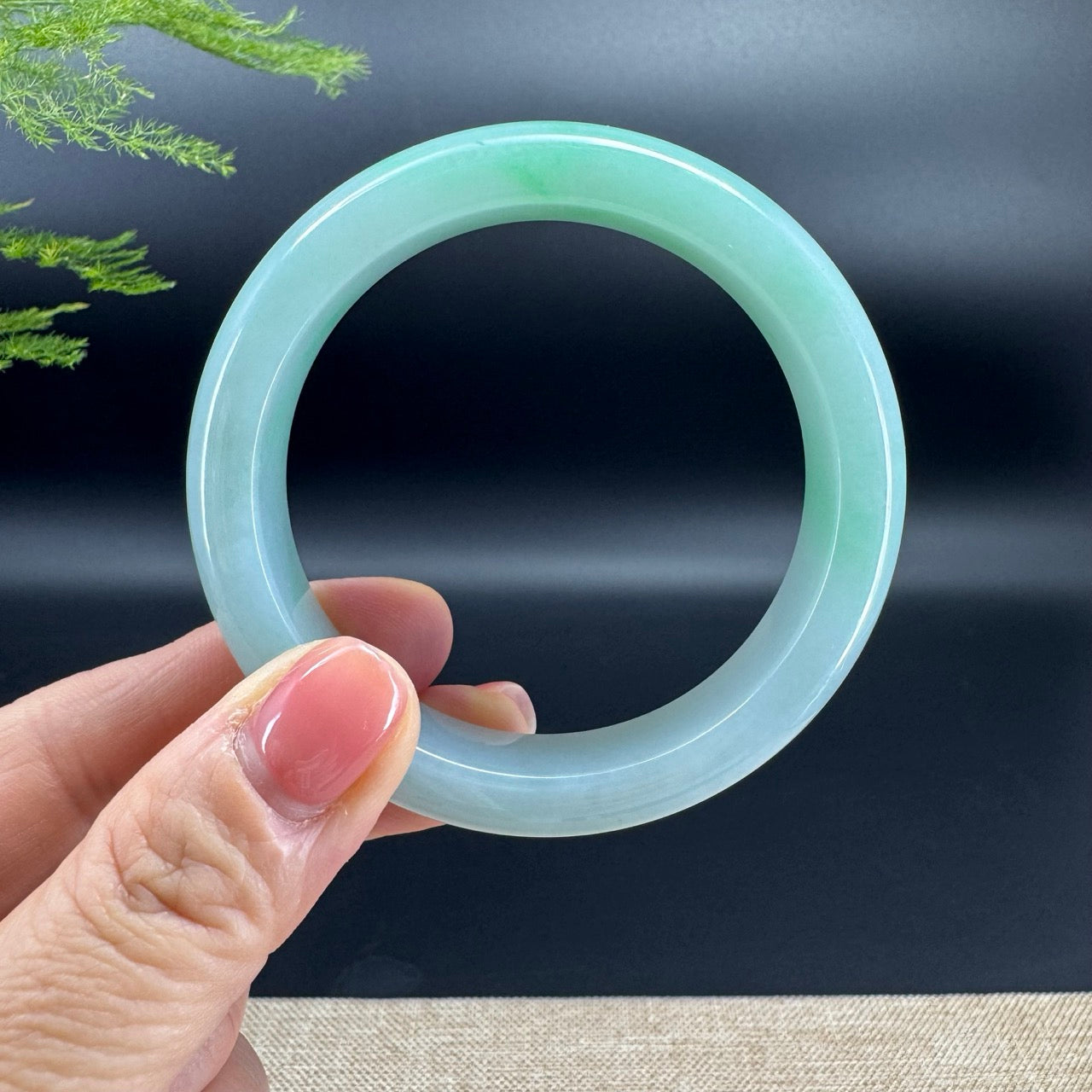 Genuine Burmese Green Jade Jadeite Bangle Bracelet ( 55.2mm )