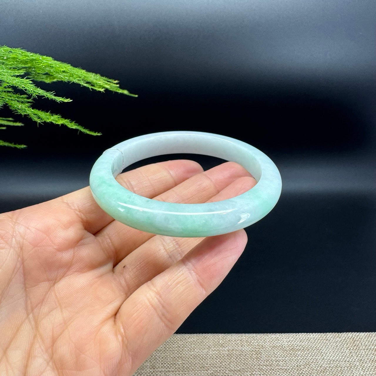 Genuine Burmese White Green (BDQ) Jadeite Bangle Bracelet ( 58.1mm )