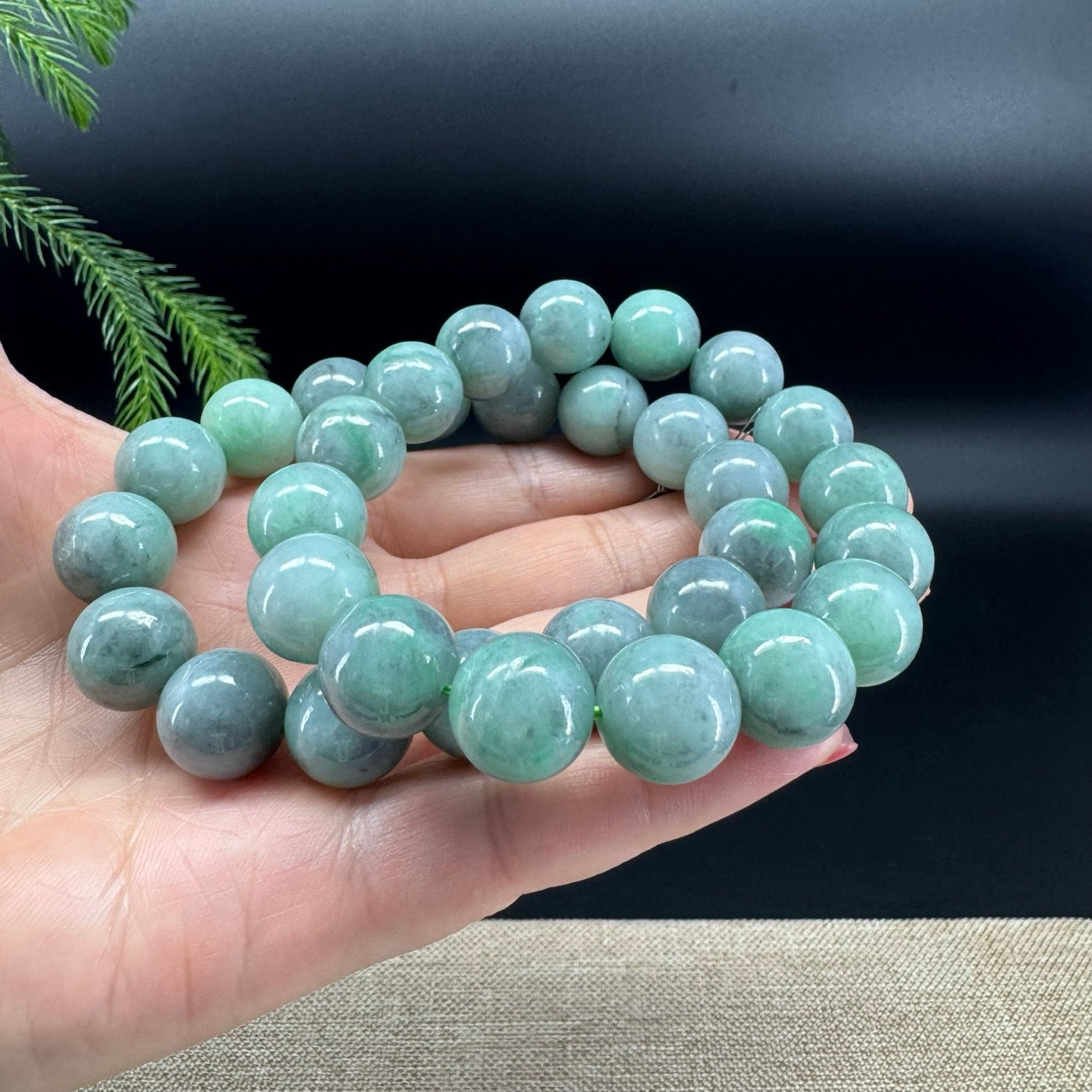 RealJade® Genuine Jadeite Jade Round Light Wuji & Green Beads Bracelet ( 13.5mm )