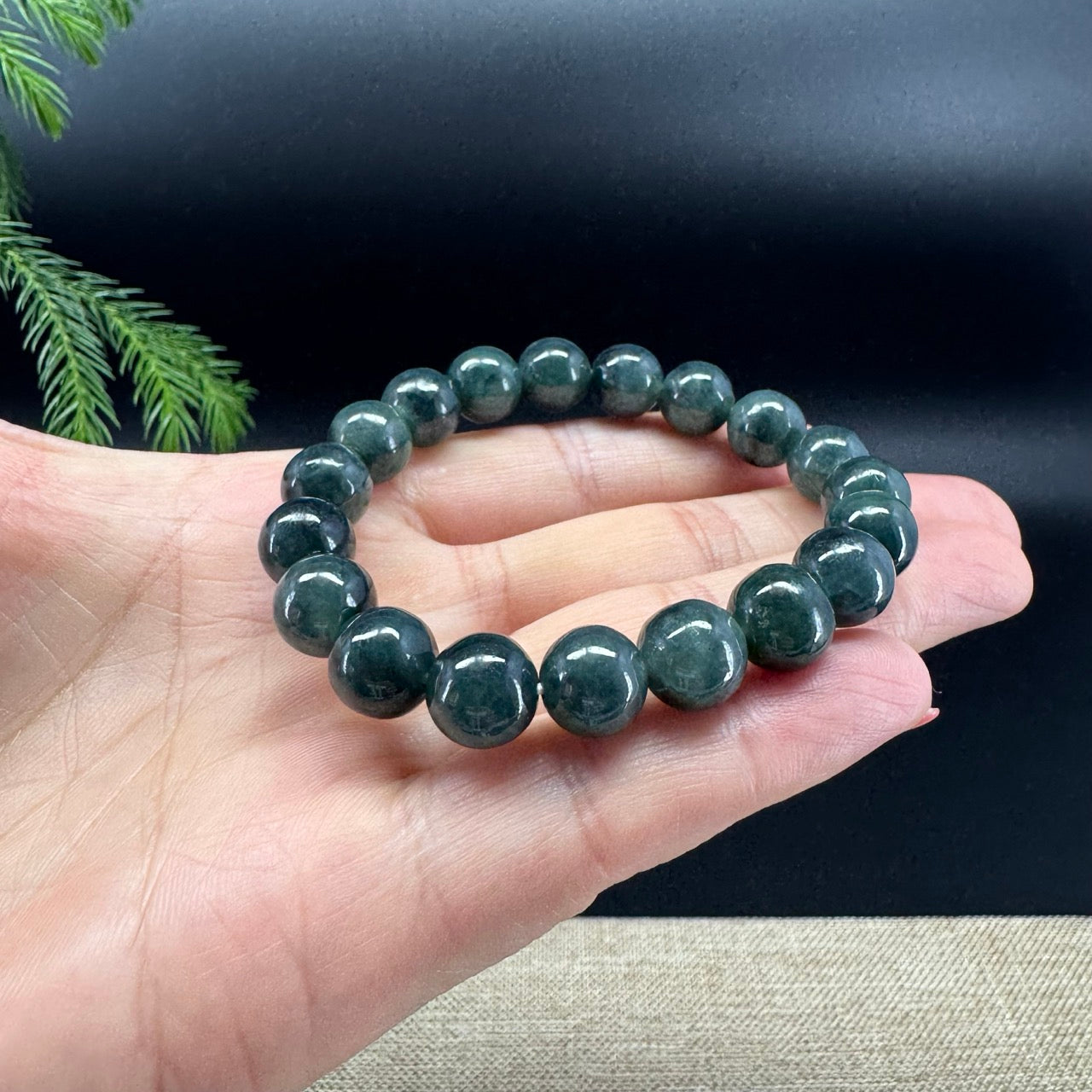 RealJade® Genuine Jadeite Jade Round Dark Forest Green Beads Bracelet ( 10mm )