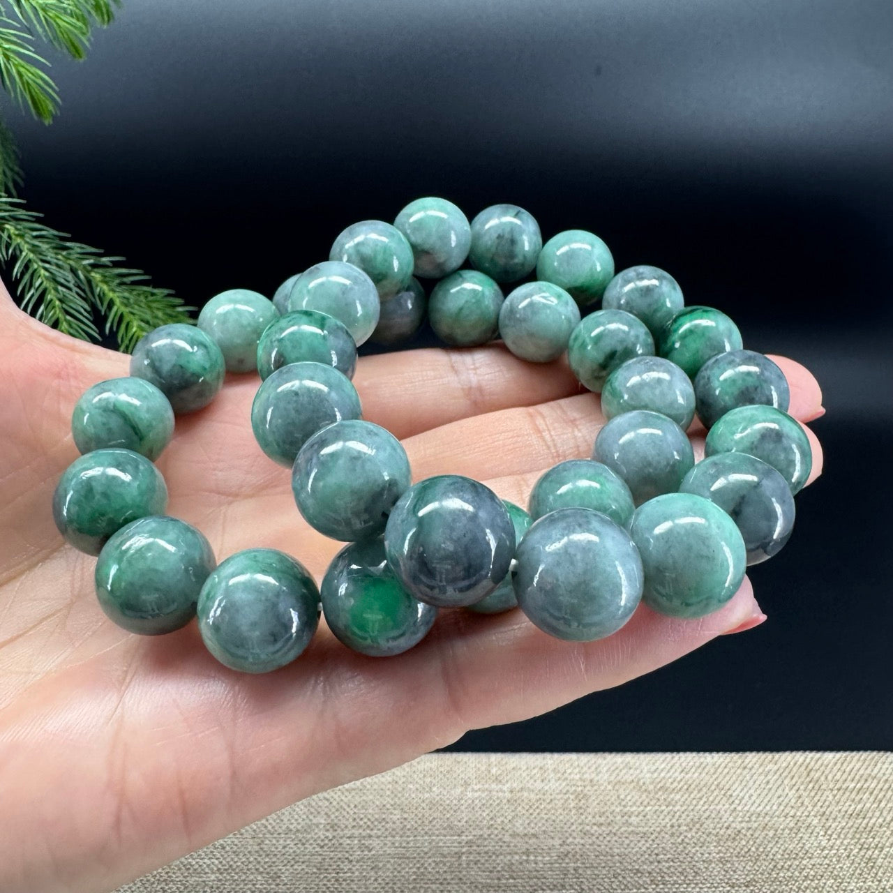 RealJade® Genuine Jadeite Jade Round Light Wuji & Green Beads Bracelet ( 13.5mm )