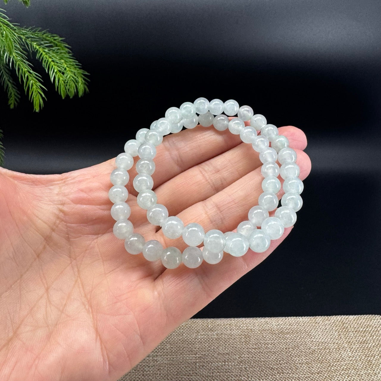 Natural Jadeite Jade  Round Light Green Beads Bracelet ( 6.5mm )