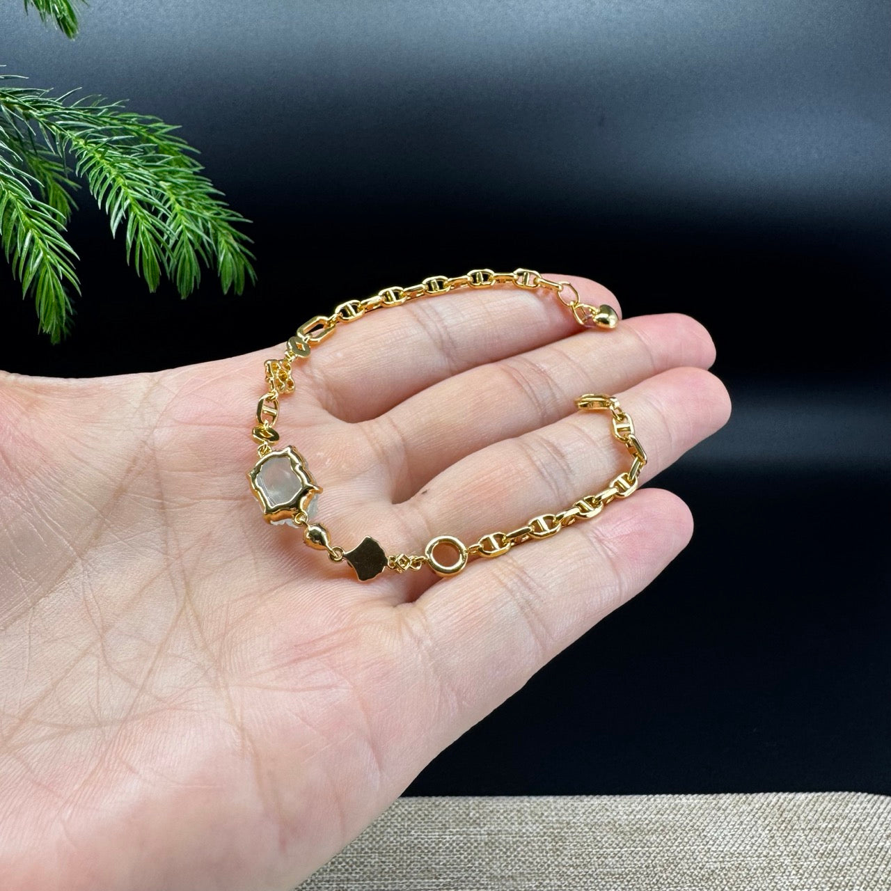 18K Yellow Gold Bracelet Set With Icy Green Jadeite Jade Pixiu