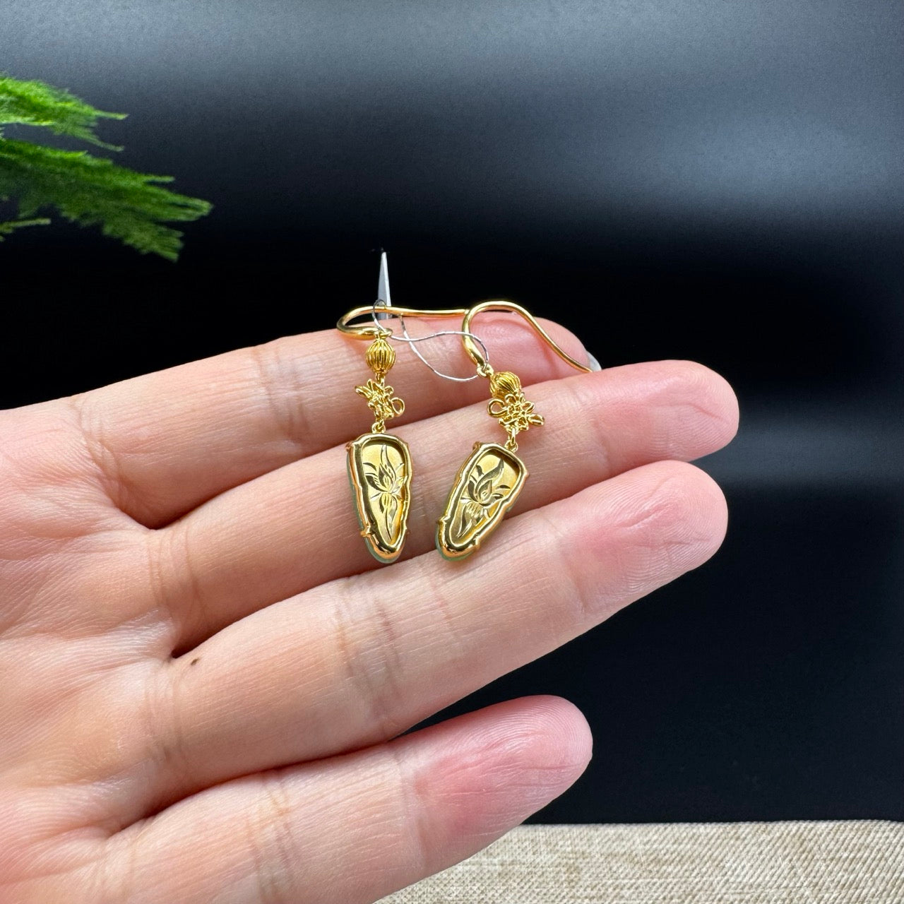 18k Yellow Gold Genuine Apple Green Jadeite Jade Leaf Earrings