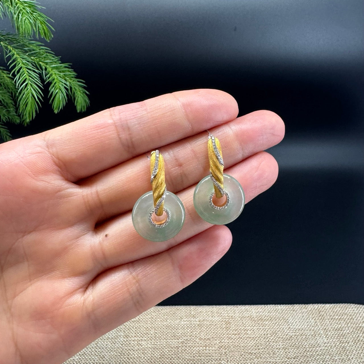 18k Yellow Gold Genuine Icy Green Koukou Jadeite Jade Diamonds Earrings