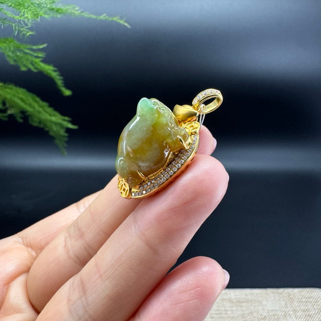 RealJade® High-End Natural Jadeite Jin Chan "Money Toad" Necklace With 18k Yellow Gold Diamond Bail