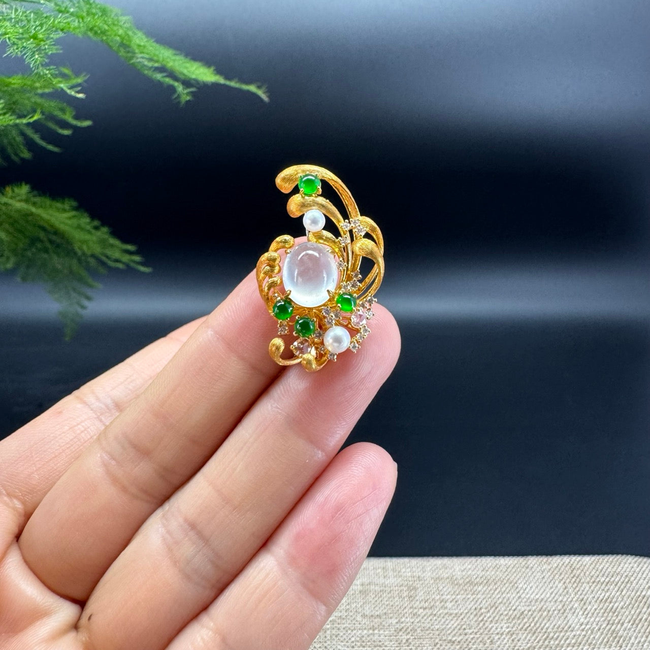 RealJade® 18k Yellow Gold Genuine Icy Jadeite Flower Brooch With Diamond