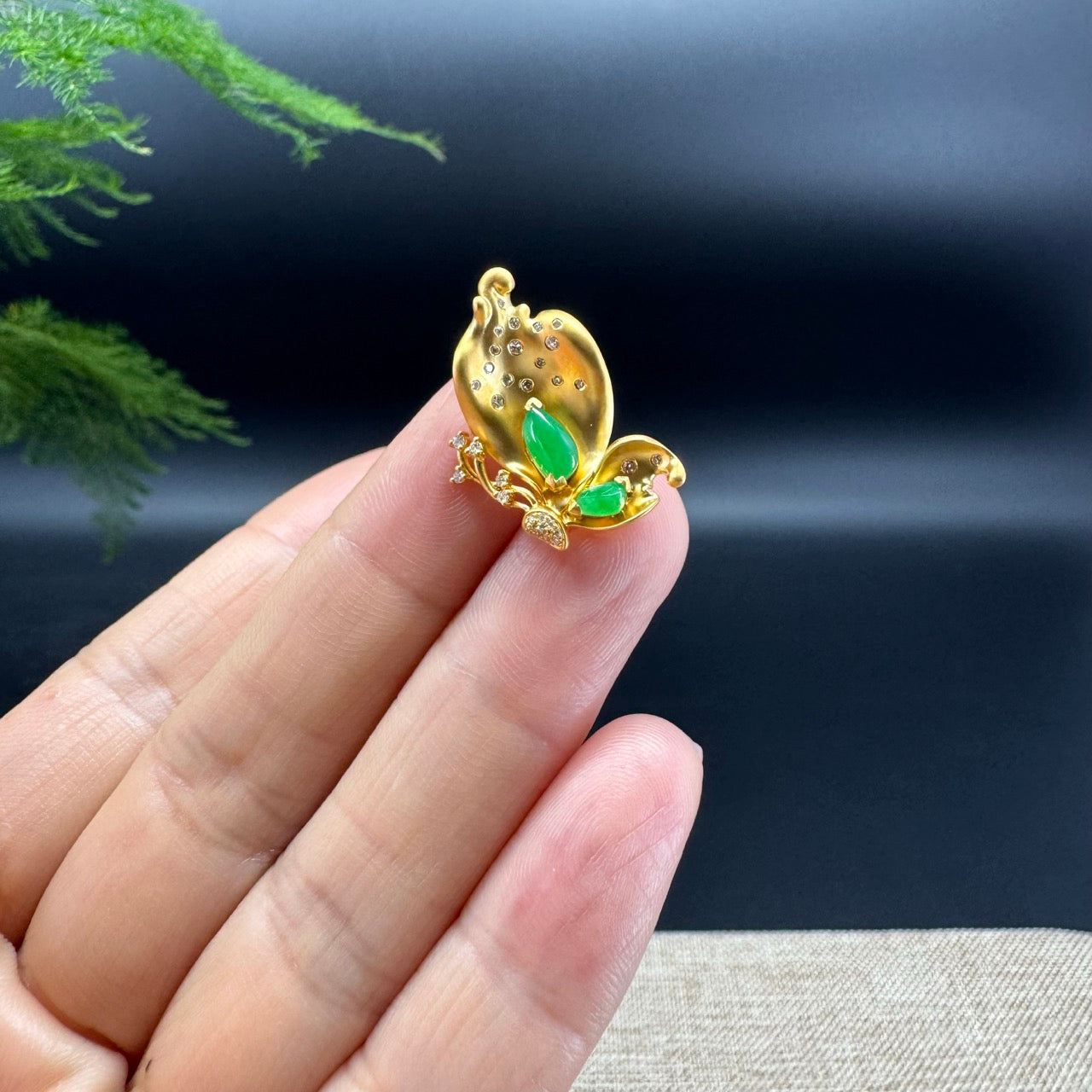 RealJade® 18k Yellow Gold Green Jadeite Jade 'Butterfly' Brooch With Diamonds