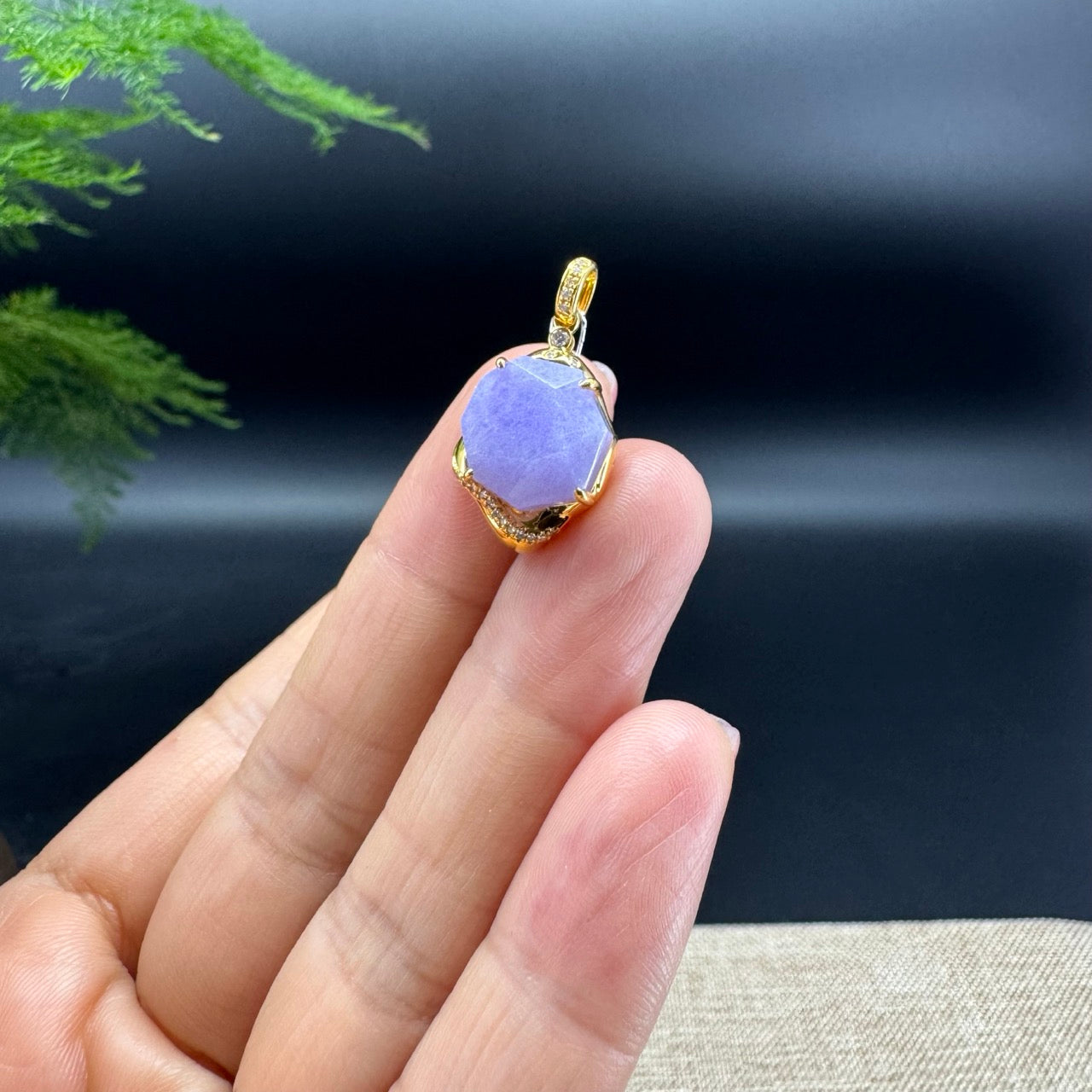 RealJade® 18K Yellow Gold Lavender Polygon Jadeite Jade Pendant Necklace With Diamonds