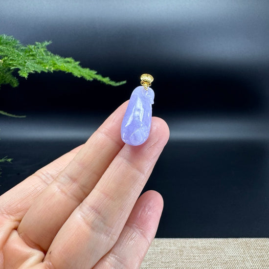 RealJade® Co. 18K Yellow Gold Genuine Lavender Jadeite Jade Lucky Bag Pendant