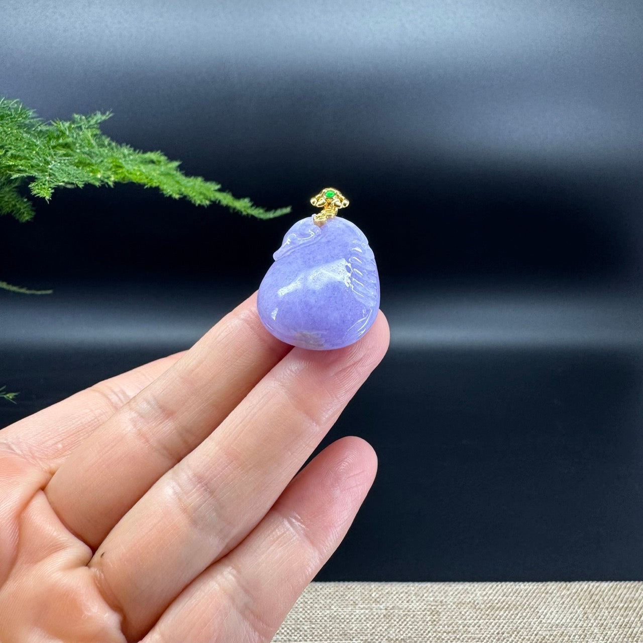 RealJade® Co. 18K Yellow Gold Genuine Lavender Jadeite Jade PDD Lucky Bag Pendant