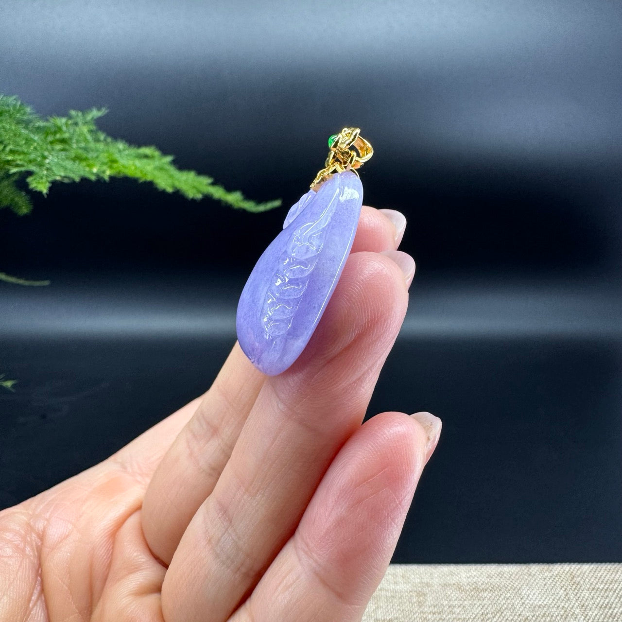 RealJade® Co. 18K Yellow Gold Genuine Lavender Jadeite Jade PDD Lucky Bag Pendant