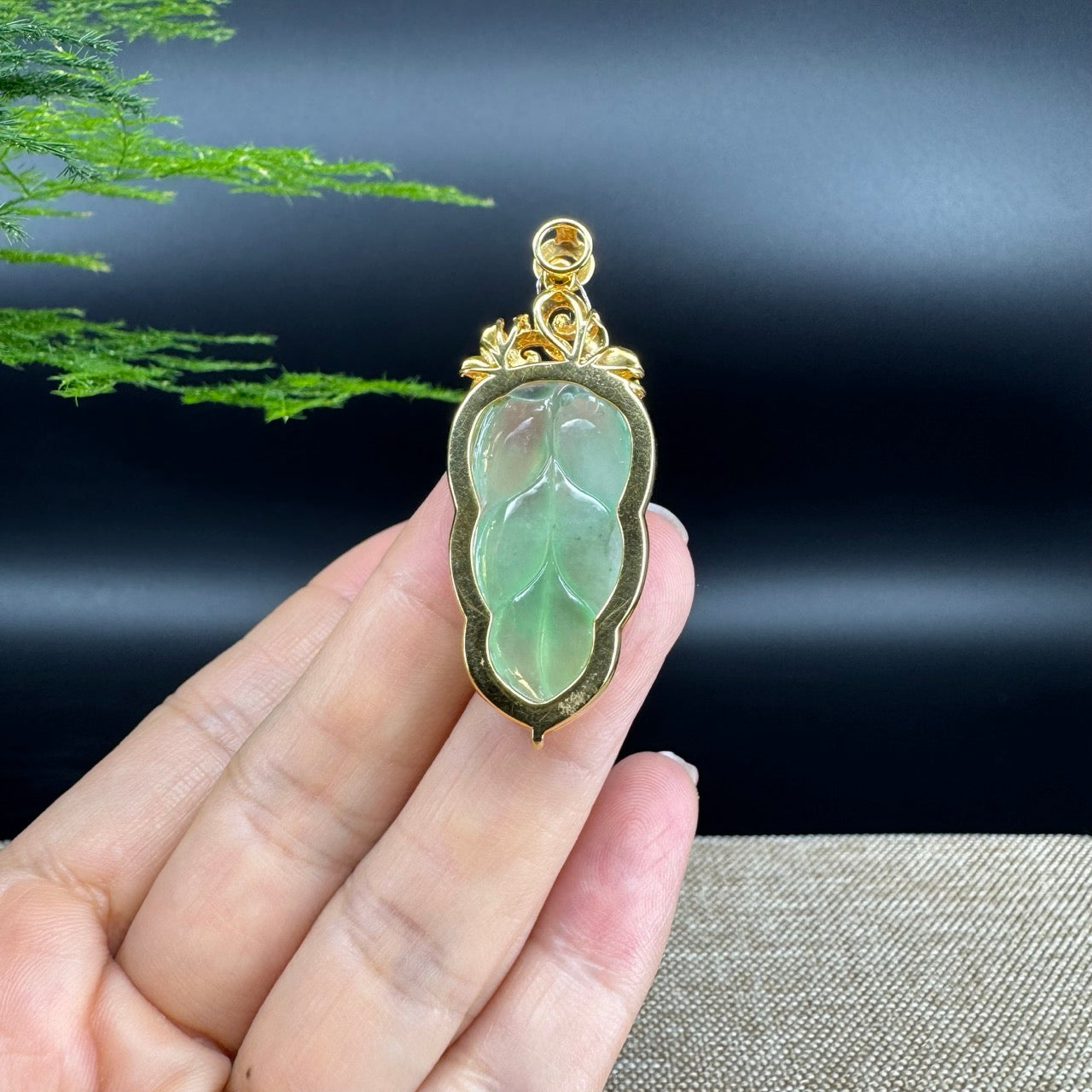 High end genuine Green Jadeite Jade Jin Zhi Yu Ye (Leaf) Necklace With Yellow Gold Diamond Bail
