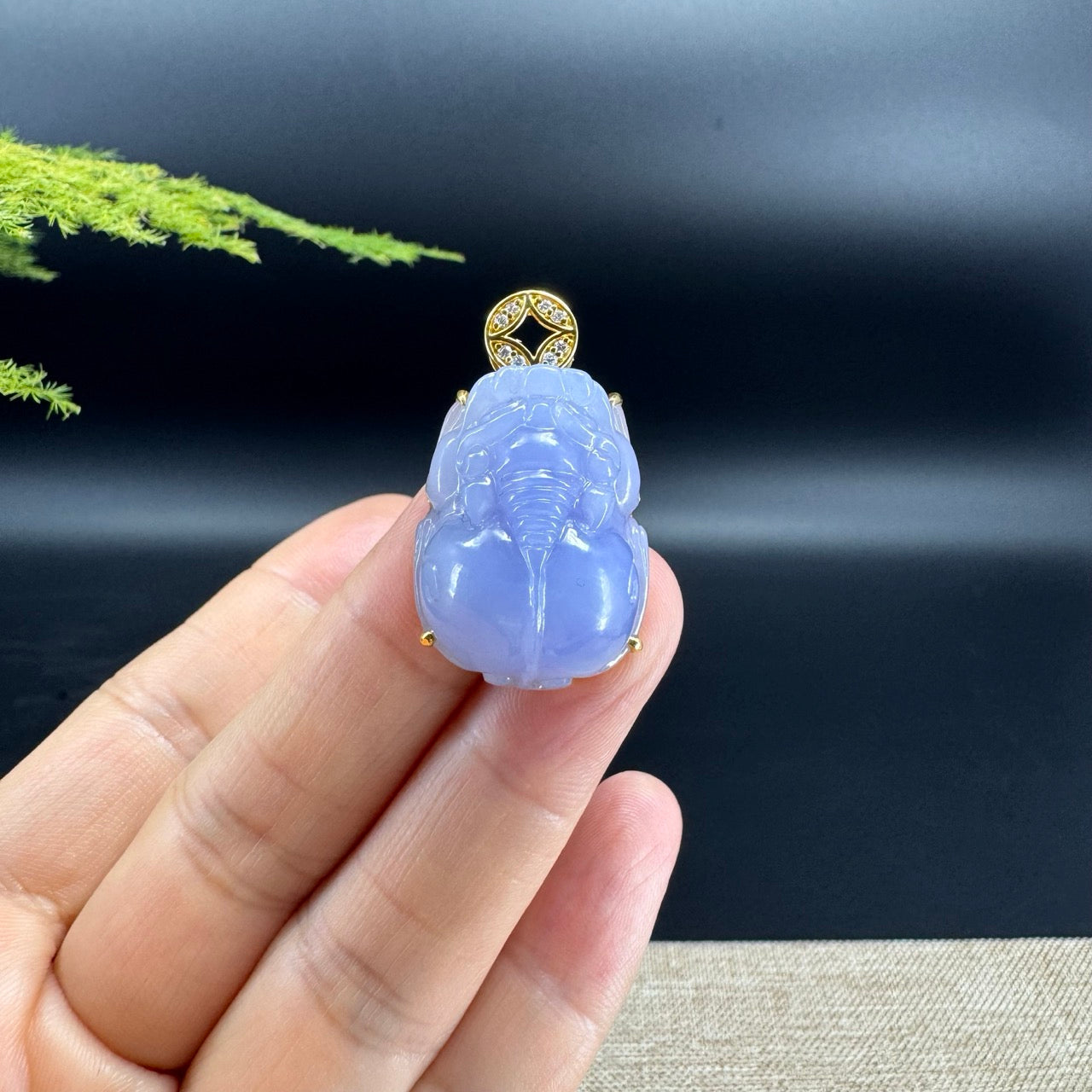 RealJade® Co. 18K Yellow Gold Genuine Lavender Jadeite Jade PiXiu Pendant