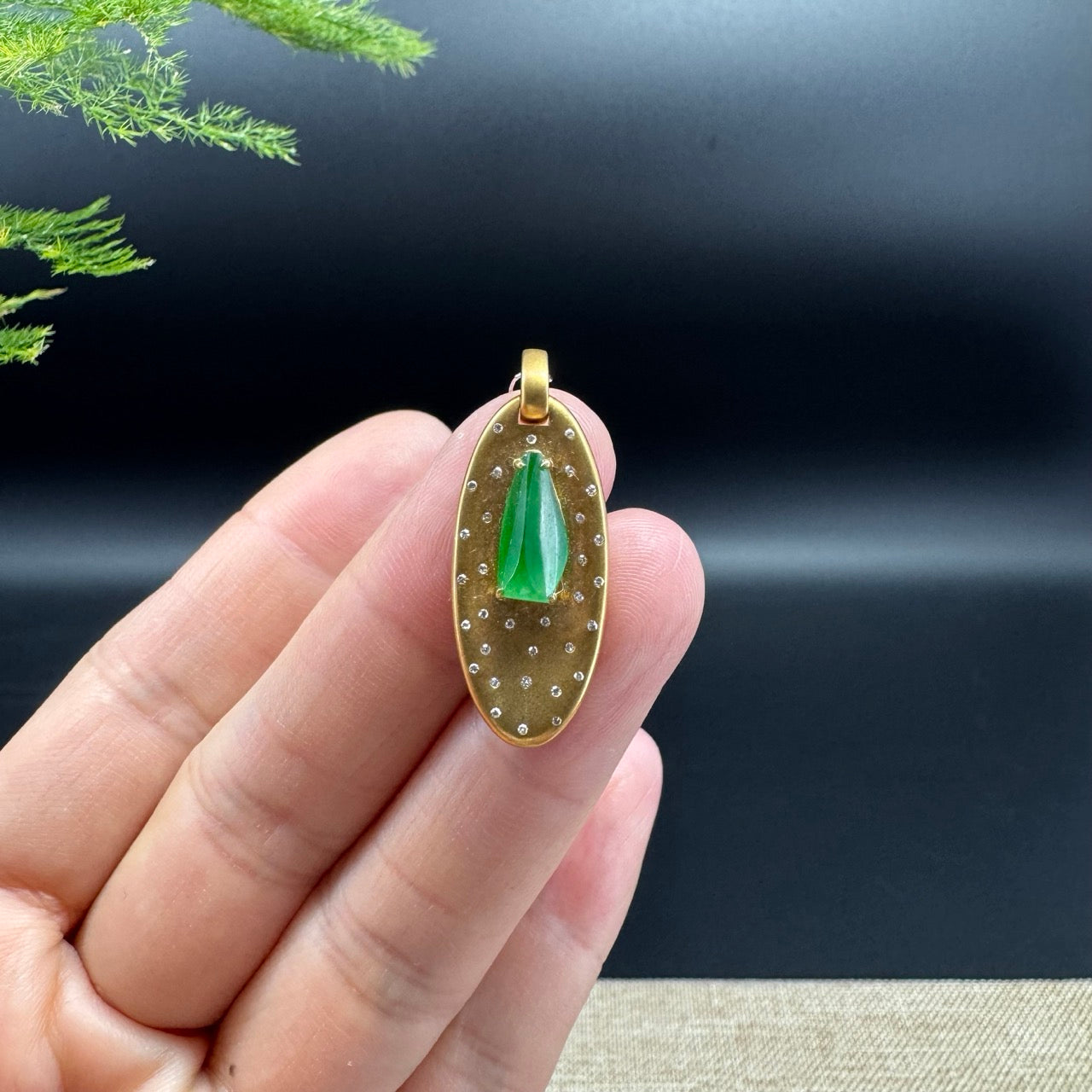 RealJade® "Lucky Polygon Three-Dimensional Jade" Natural Green Jade Diamonds Classic Pendant Necklace