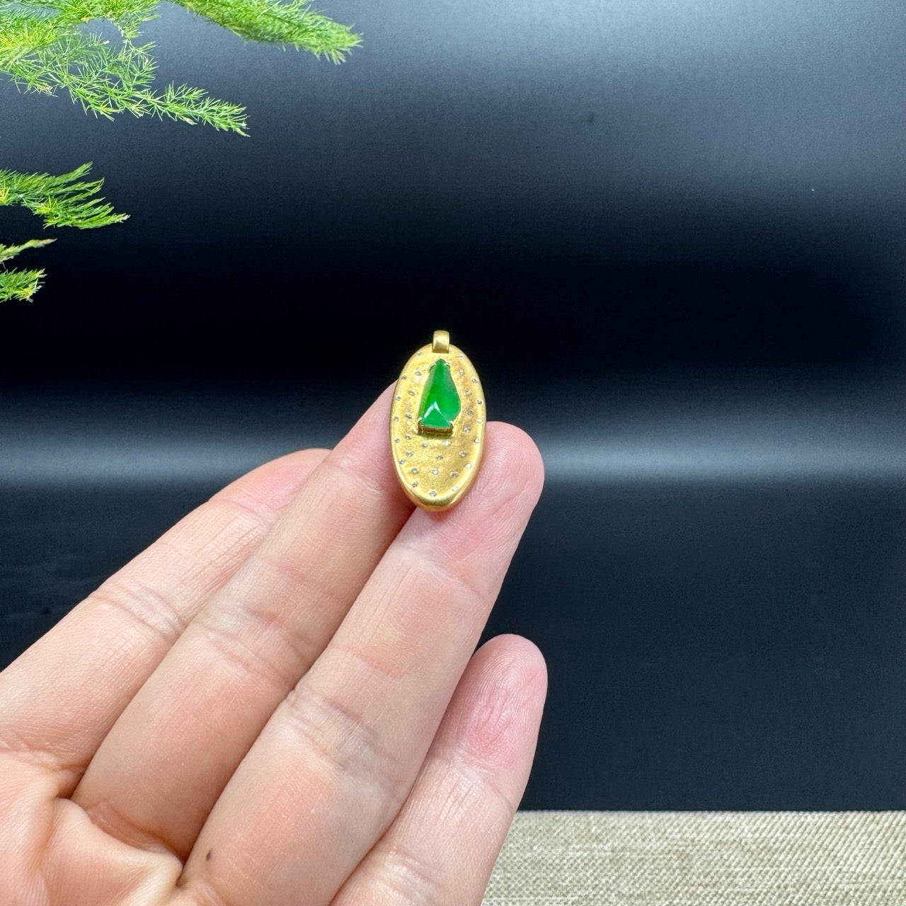 RealJade® "Lucky Polygon Three-Dimensional Jade" Natural Green Jade Diamonds Classic Pendant Necklace